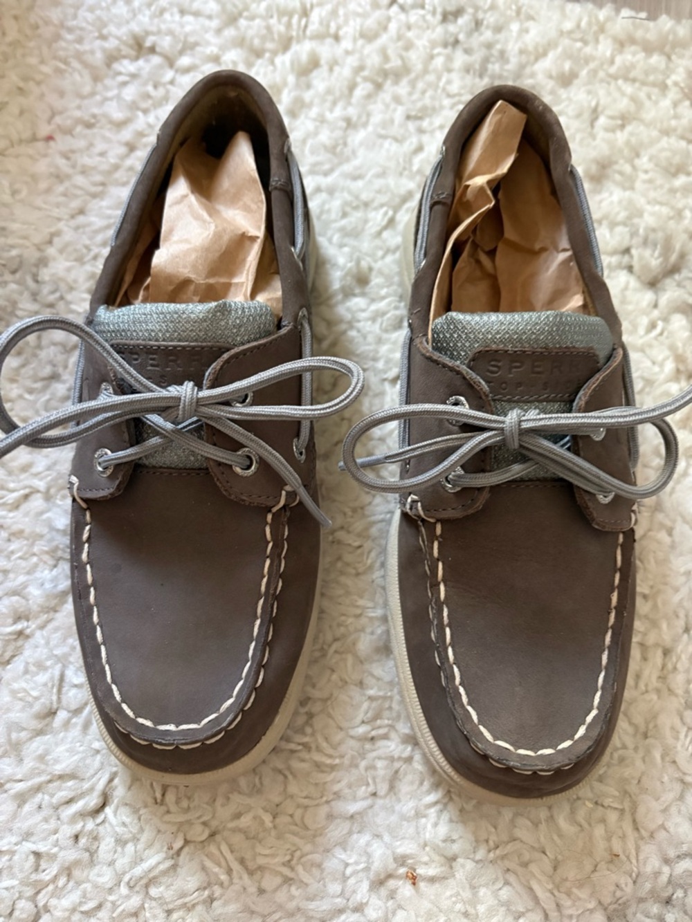 Sperry Gray-Brown Leather Boat Shoes with Contrast Laces Size 6